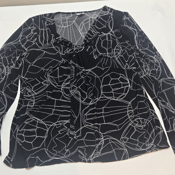 Worthington Tops - Worthington Black Blouse with White Abstract Design
